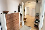 Zentrale Lage, große Innenhof-Loggia: Charmante 4-Zimmer-Wohnung