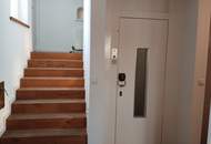 Exklusives Penthouse mit Hotelambiente – Hallenbad, Spa-Bereich, Partykeller und uneinsehbarer Dachterrasse