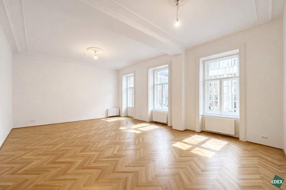 Beautiful 5-room apartment with two balconies in typical Viennese style, Wohnung-miete, 3.990,00,€, 1010 Wien 1., Innere Stadt