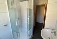 Attraktive Wohnung mit Dusche und Balkon, Übernahme der Küche möglich
