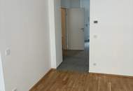 Erstbezug nach Sanierung – Charmante 2-Zimmer-Altbauwohnung