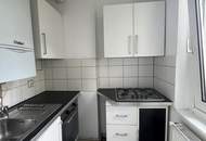 Wohnen mit Blick ins Grüne , 2-Zimmer Wohnung in EG mit Garten Nutzung, 1130 Wien, nähe U4.