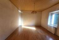Einfamilienhaus mit Potential, Nebengebäude, Carport und großem Grundstück!