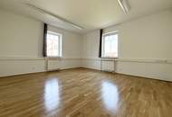 Charmante 3-Zimmer-Atlbauwohnung im 1. Stock