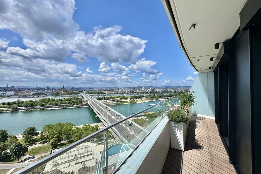 Den schönsten Ausblick auf Stephansdom, Prater &amp; Neue Donau: Doorman, Gym, Pool, Wellness - LUXUS WOHNEN, Wohnung-miete, 2.300,00,€, 1220 Wien 22., Donaustadt