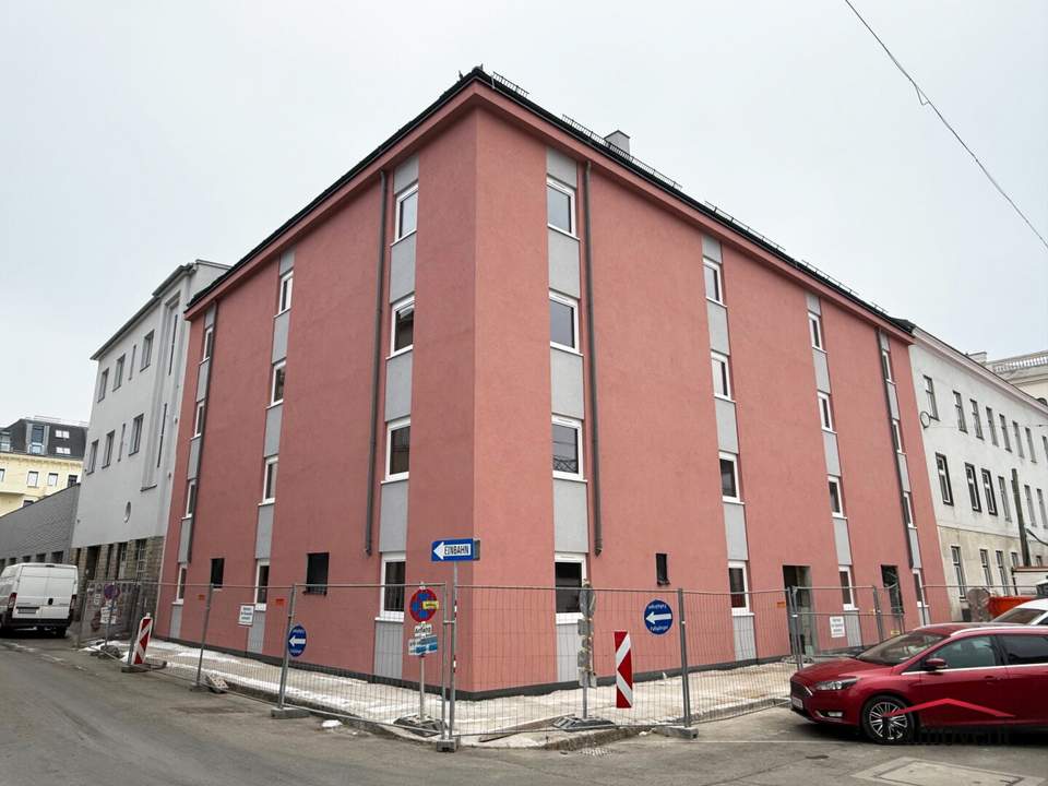 TOPLAGE - NEU ERRICHTETE LAGERFLÄCHEN - Nähe Hauptbahnhof! (Mietbeginn 01.05.2026)