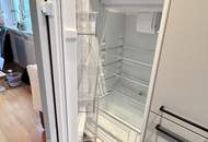 Helle Wohnung, generalsaniert mit neuer Küche, Bad, Elektrik etc,. in ruhiger Lage.