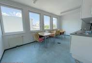 MODERNE BÜRO- / PRAXISFLÄCHE - 4 Stellplätze verfügbar