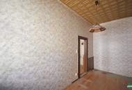 Sanierungsbedürftige 2-Zimmer-Altbau mit Potenzial