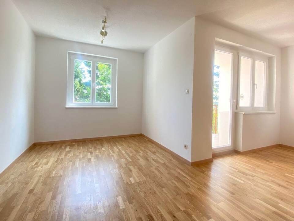 PERFEKT AUFGETEILTE RENOVIERTE WOHNUNG MIT GARAGE ZWISCHEN THERMALBAD UND KURPARK