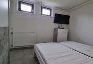 LIEBEVOLLER BUNGALOW MIT GEPFLEGTEM GARTEN IN TRAUMHAFTER RUHELAGE