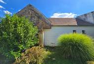 Schönes Grundstück mit sanierungsbedürftigem Haus – ideal für Bastler und Visionäre