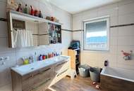 Modernes Niedrigenergiehaus in ruhiger Siedlungslage von Fürstenfeld. Durchdachte Raumaufteilung, großzügiger Garten und viel Platz!