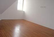 Exklusive 2,5-Zimmer-Wohnung mit hofseitiger Terrasse - verfügbar ab Mai 2026