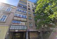 Innenhofseitige Wohnung im 4. Stock bei der Johnstraße