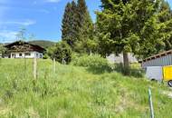 Sonniges Baugrundstück mit eigenem Waldbestand – seltene Kombination in bester Lage von Neuberg!