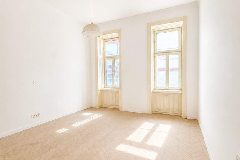 Sanierungsbedürftige Charmante 1-Zimmer-Altbauwohnung mit Balkon mit Potenzial in zentraler Ruhelage, Wohnung-kauf, 125.000,€, 1200 Wien 22., Donaustadt