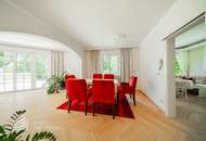 Beeindruckende Villa mit gepflegtem Garten und Pool