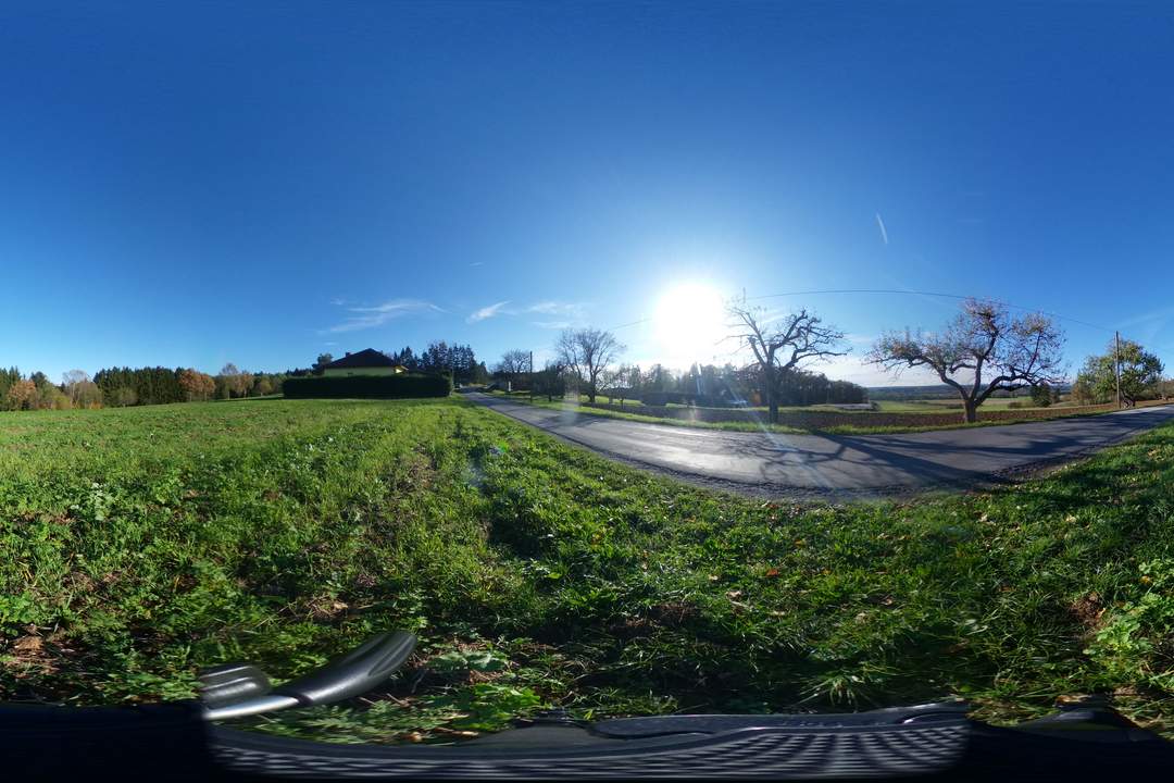 Ebener Baugrund mit traumhafter Aussicht