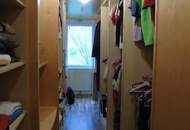 "Großartiger Familiensitz mit Wald!"