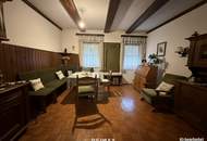 Sanierungsbedürftiges Stadthaus