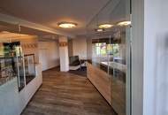 Attraktives Mischobjekt: Wohnen & Gewerbe! Großes Haus mit traumhaften Ausblick wo andere Urlaub machen.