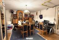 "Modernes Reihenhaus mit Pool, Keller, 2 Stellplätze&Garage!"