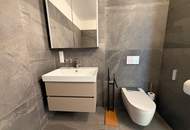 luxoriöse Doppelhaushälfte mit Boot-Anlegeplatz