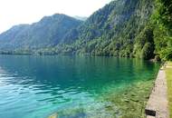 Charmante Altbauvilla mit Potenzial - direkt am Attersee mit eigenem Seegrundstück und Zweitwohnsitzwidmung