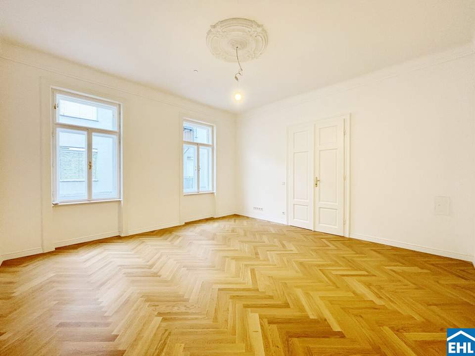 Sanierter Stilaltbau mit exklusivem Dachaubau – Wohnen über den Dächern des Dritten