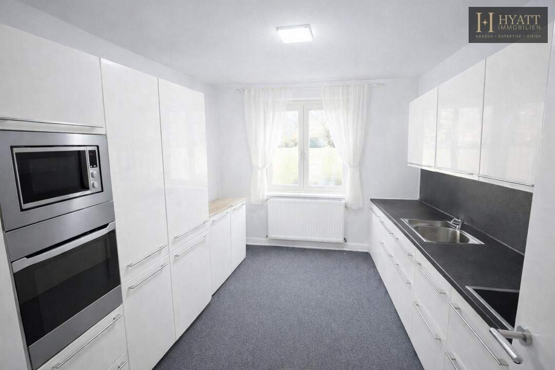 Stilvoll sanierte 2,5-Zimmer-Wohnung mit Südost-Ausrichtung – Erstbezug-Feeling & durchdachter Grundriss
