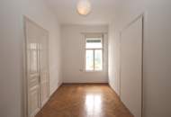 Großzügige lichtdurchflutete 5-Zimmer-Altbauwohnung in der Merangasse