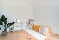 Seltene Altbauperle mit großem Balkon / freier Mietzins erlaubt