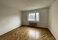 Einladende 3 Raumwohnung mit Balkon und Küche!