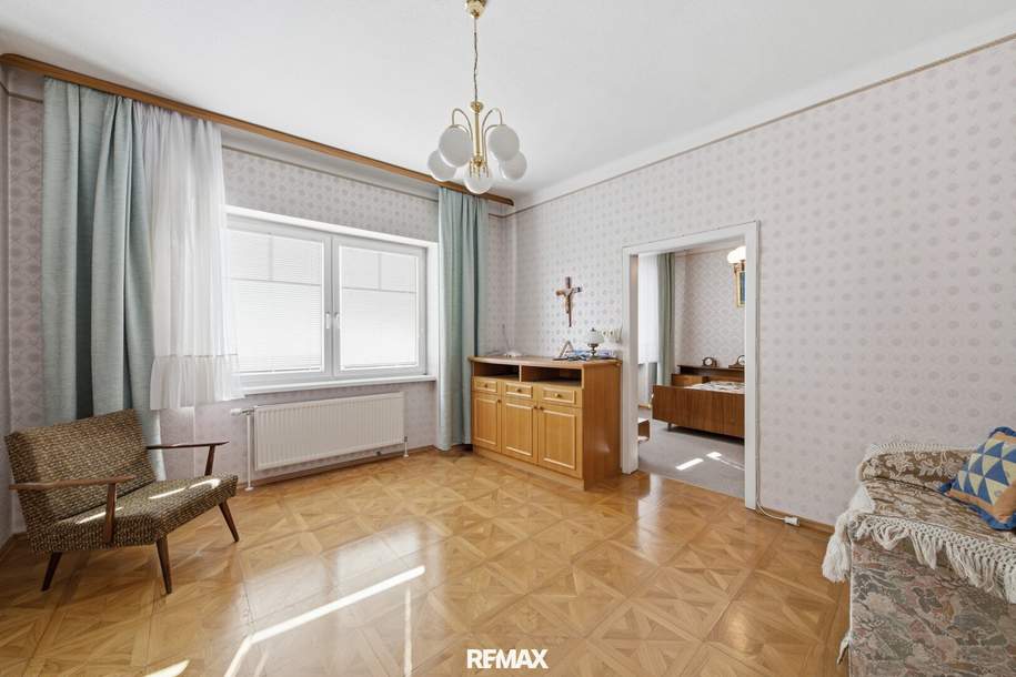 Vielseitige Liegenschaft mit Nebengebäuden, Innenhof und Garten in Hohenwarth am Manhartsberg – Ideal für eine Großfamilie oder Arbeiten und Wohnen unter einem Dach!, Haus-kauf, 249.900,€, 3472 Hollabrunn