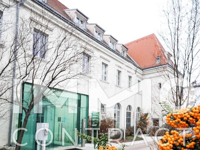 Außergewöhnliche Wohnung in revitalisiertem Schloss nahe Wien
