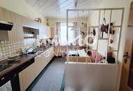 Doppelhaushälfte in Siedlungslage mit Garage, Eigengarten und Keller, sofort beziehbar!