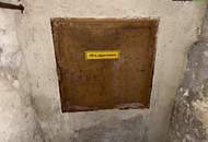 Renovierungsbedürftiges Einfamilienhaus im Zentrum von Knittelfeld mit Carports und Doppelgarage