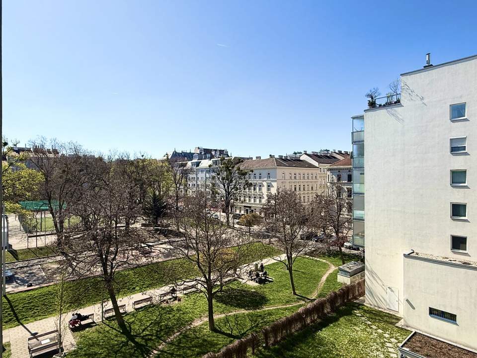 Loggia mit Blick ins Grüne I Klimaanlage & Fernwärme I 1er Bim & Einkaufsmöglichkeiten in direkter Umgebung