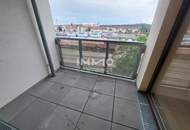 Unbefristete, hübsche 2-Zimmer Wohnung mit Loggia!