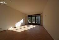 Reihenhaus im Wohnungseigentum - 91 m² auf 2 Ebenen, mit 3 Schlafzimmern, Wohnzimmer, Küche, Terrasse, Dachboden und Garage!