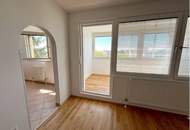 Renovierte zwei Zimmer Wohnung - Loggia - Ausblick