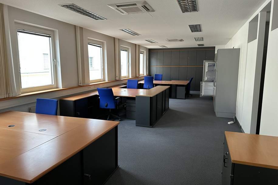 möbliertes und klimatisiertes Büro im Zentrum zu vermieten, Gewerbeobjekt-miete, 725,10,€, 7000 Eisenstadt(Stadt)