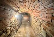 Ruhig gelegener, renovierter Weinkeller mit besonderem Flair!