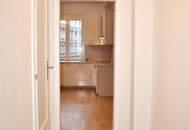 Sehr gepflegte, lichtdurchflutete 3-Zimmer Mietwohnung mit Blick auf die Baumkronen – Heizung, WW inklusive