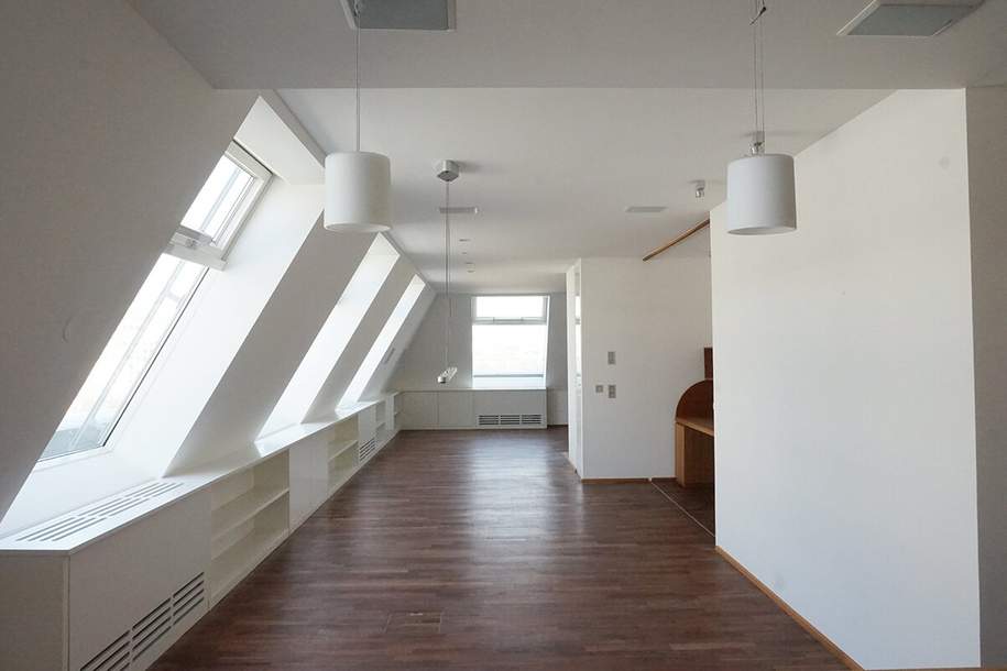 Ringstrassennähe! Luxuriöse 2-geschossige Dachterrassenwohnung in repräsentativem Stadtpalais!, Wohnung-miete, 7.041,41,€, 1010 Wien 1., Innere Stadt