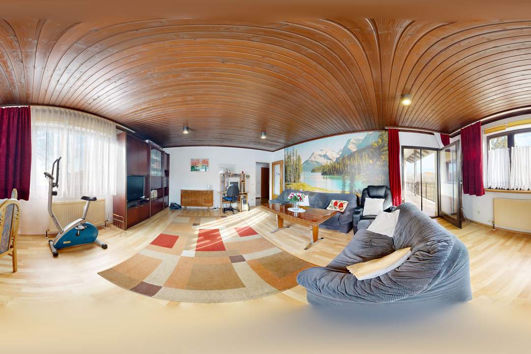 Bungalow auf großem Grundstück und zusätzlichem Wohnhaus in Siegendorf