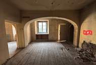 Rohbau Juwel im Palais Ursenbeck + Dachbodenanteil