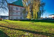 Helle 3-Zimmerwohnung im 1.OG mit besonderer Raumhöhe und Nachmittagssonne