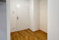 Helle Neubau-Garconniere mit Lift, Nähe Schmelz